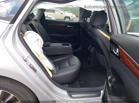 KNALC4J1XH5050385 2017 KIA CADENZA Silver VIN sticker view