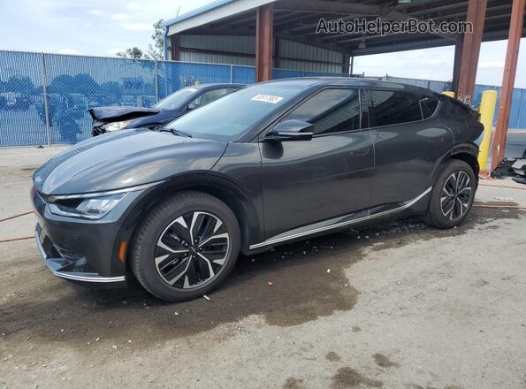 KNDC34LA6N5060116 2022 KIA EV6 Gray Առջևի ձախ երեք քառորդ տեսարան