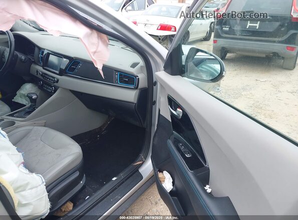 KNDCD3LD9K5236668 2019 KIA NIRO PLUG-IN HYBRID Silver Widok wnętrza z przodu