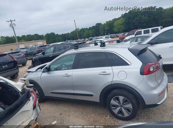 KNDCD3LD9K5236668 2019 KIA NIRO PLUG-IN HYBRID Silver Widok wnętrza z tyłu