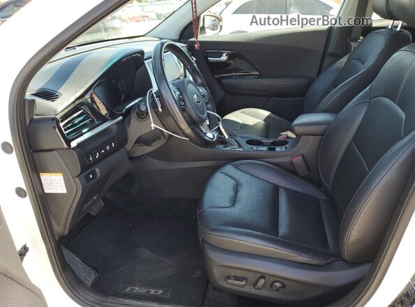 KNDCE3LC1M5482248 2021 KIA NIRO White Vista interior delantera