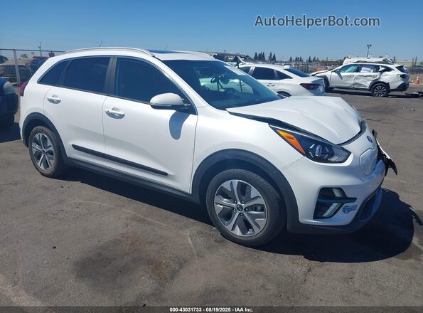 KNDCE3LG7L5080350 2020 KIA NIRO EV White Front right