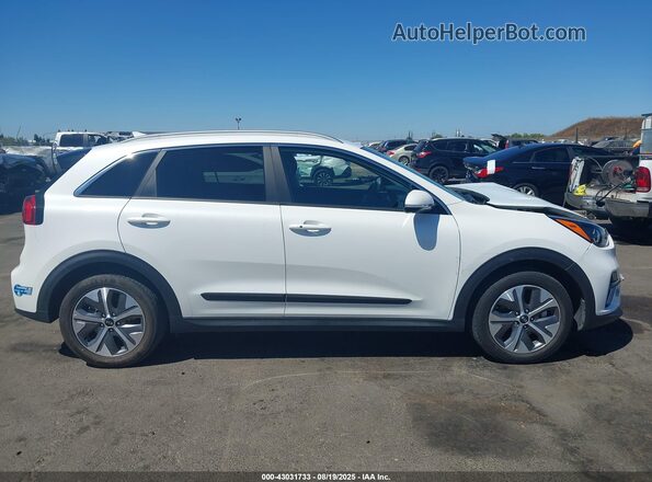 KNDCE3LG7L5080350 2020 KIA NIRO EV White 360 interior view
