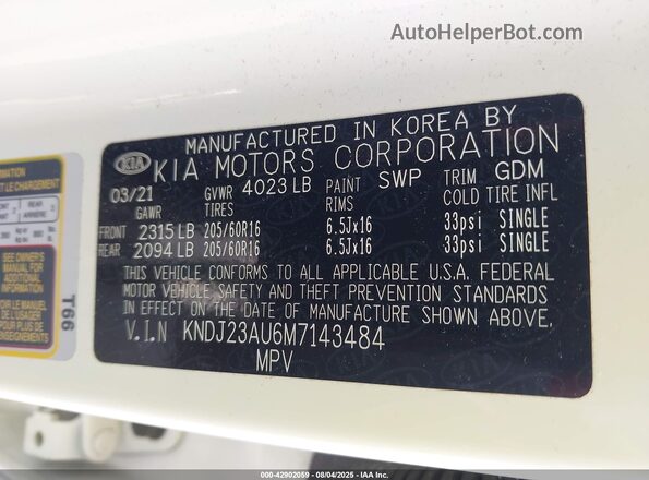KNDJ23AU6M7143484 2021 KIA SOUL Белый Вид подкапотного пространства