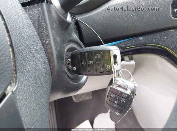 KNDMB5C17M6662514 2021 KIA SEDONA Черный Вид панели приборов
