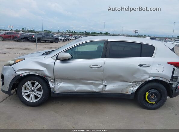 KNDPM3AC2J7341244 2018 KIA SPORTAGE Silver Widok z przodu