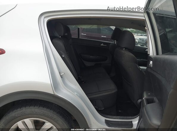 KNDPM3AC2J7341244 2018 KIA SPORTAGE Silver Widok naklejki z numerem VIN