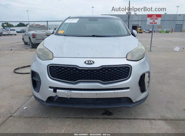 KNDPM3AC2J7341244 2018 KIA SPORTAGE Silver Widok wnętrza z tyłu