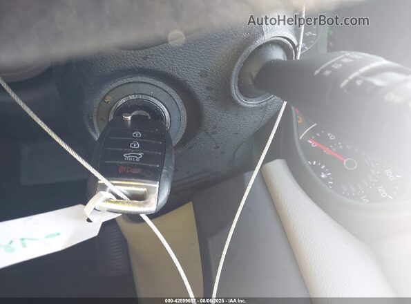 KNDPM3AC3J7420342 2018 KIA SPORTAGE Blue Вид панелі приладів