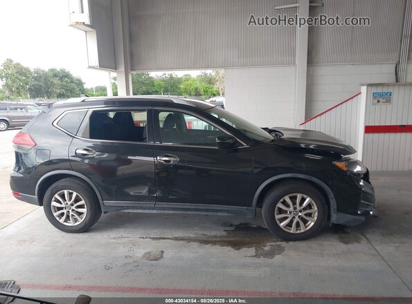 KNMAT2MT0JP514886 2018 NISSAN ROGUE Черный Вид задней части салона