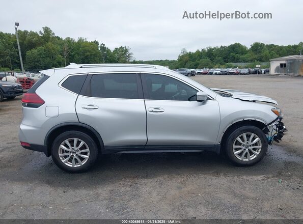KNMAT2MT5JP551447 2018 NISSAN ROGUE Silver Vista interior de 360 grados
