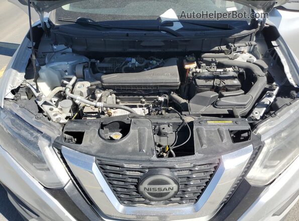 KNMAT2MV6JP540152 2018 NISSAN ROGUE Silver ძრავის განყოფილების ხედი