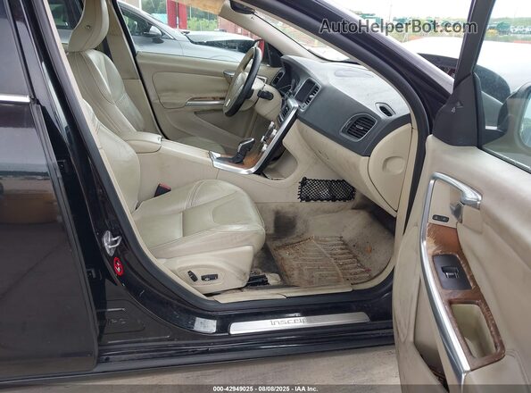 LYV402FK2GB098144 2016 VOLVO S60 INSCRIPTION Black Widok wnętrza z przodu