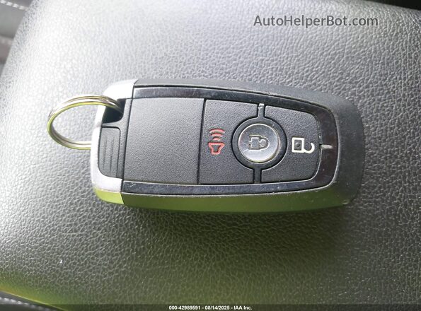 MAJ3P1TE9JC202041 2018 FORD ECOSPORT Silver წინა პანელის ხედი