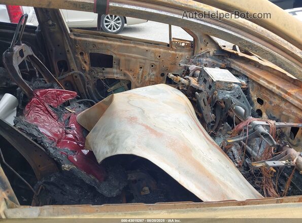 NMTKHMBX4JR042770 2018 TOYOTA LE Red Vista interior delantera