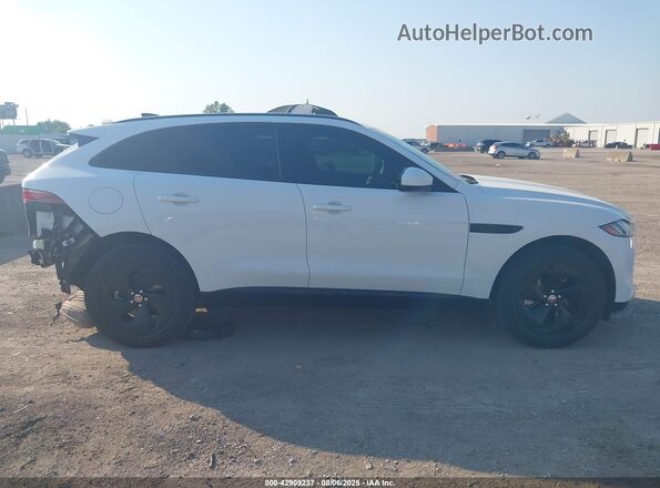 SADCJ2EX3NA689226 2022 JAGUAR F-PACE Белый Панорамный вид салона 360°