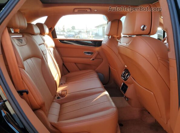 SJAAM2ZV3KC027618 2019 BENTLEY BENTAYGA Black Vista interior trasera