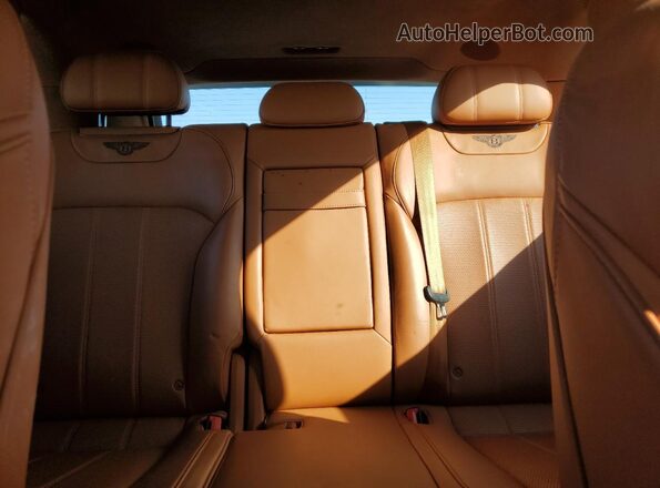 SJAAM2ZV3KC027618 2019 BENTLEY BENTAYGA Black Vista de los asientos traseros
