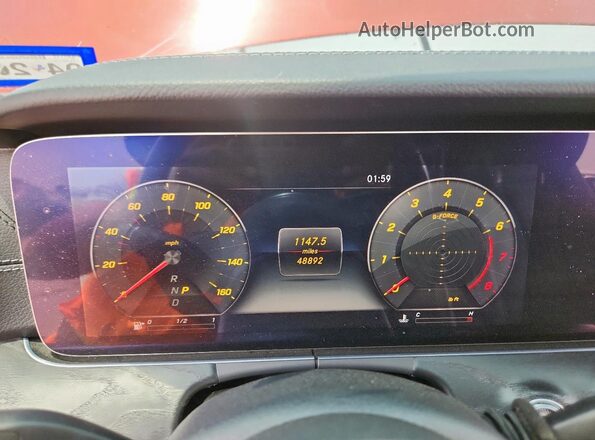 W1K1J6JB2LF134052 2020 MERCEDES-BENZ E Red Widok zestawu wskaźników