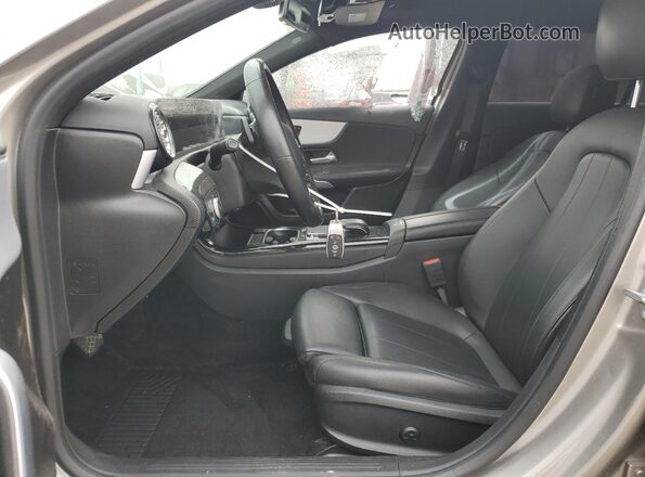 W1K3G4EB5LW044657 2020 MERCEDES-BENZ A Silver Vista interior delantera