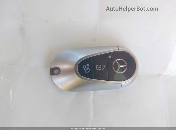 W1KCG2DB9NA012865 2022 MERCEDES-BENZ EQS 450+ Белый Вид панели приборов
