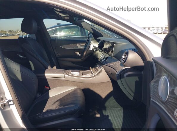 W1KZF8EB6MA915925 2021 MERCEDES-BENZ E-CLASS Silver Vista interior delantera