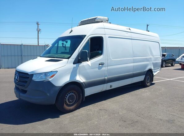 W1Y4ECHY6NT081425 2022 MERCEDES-BENZ SPRINTER Белый Передняя левая четверть