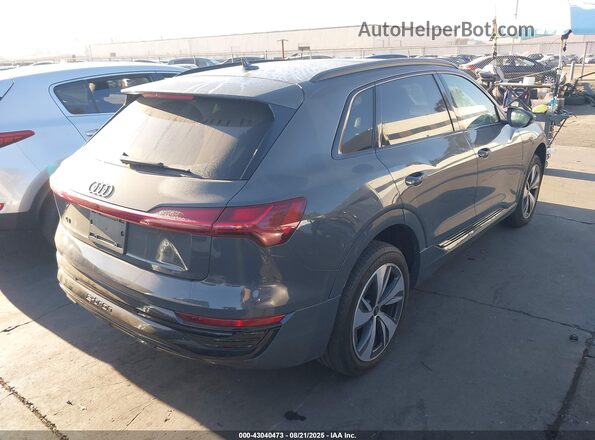 WA14AAGE4RB035237 2024 AUDI Q8 E-TRON Gray Trasero derecho