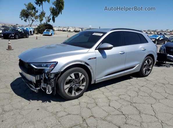 WA1AAAGE5PB000321 2023 AUDI E-TRON Silver Vista tres cuartos delantera izquierda