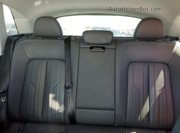 WA1AAAGE5PB000321 2023 AUDI E-TRON Silver Vista de los asientos traseros
