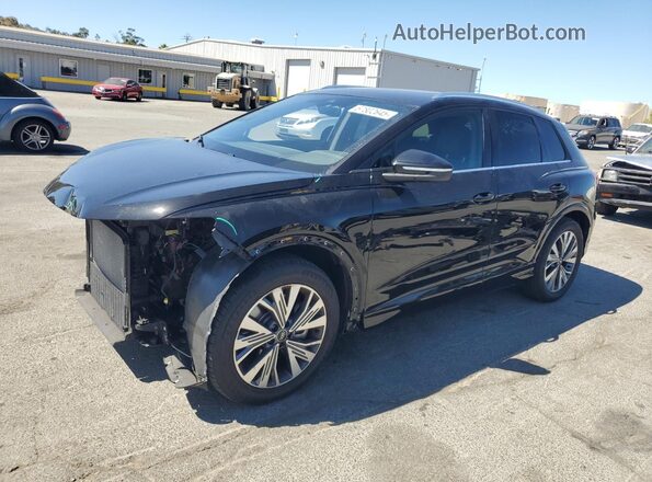 WA1BCBFZ1PP018021 2023 AUDI Q4 Черный Передняя левая четверть