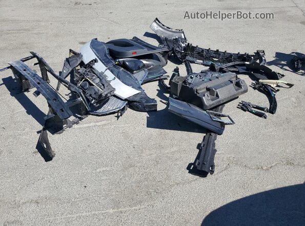 WA1BCBFZ1PP018021 2023 AUDI Q4 Черный Вид наклейки с VIN-кодом
