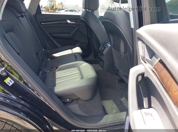 WA1BNAFY2J2230541 2018 AUDI Q5 Black Вид наклейки з VIN-кодом