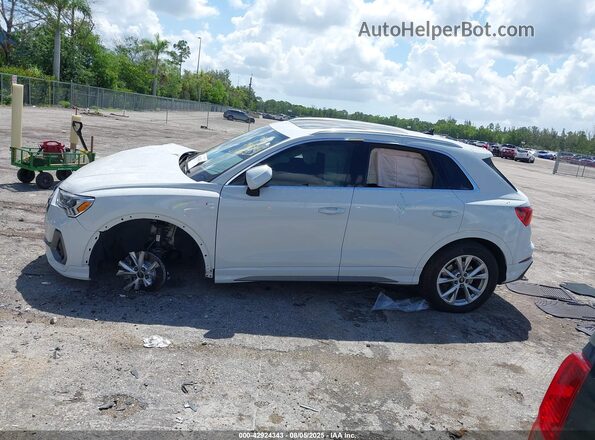 WA1EECF31N1095660 2022 AUDI Q3 Белый 