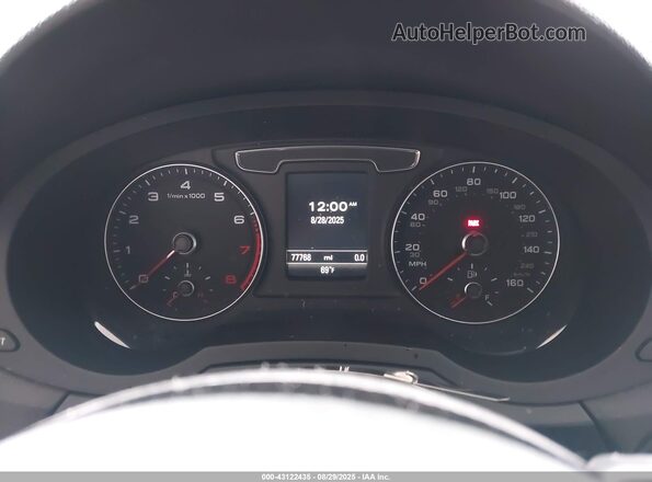 WA1JCCFS2JR014351 2018 AUDI Q3 Серебряный Вид задних сидений