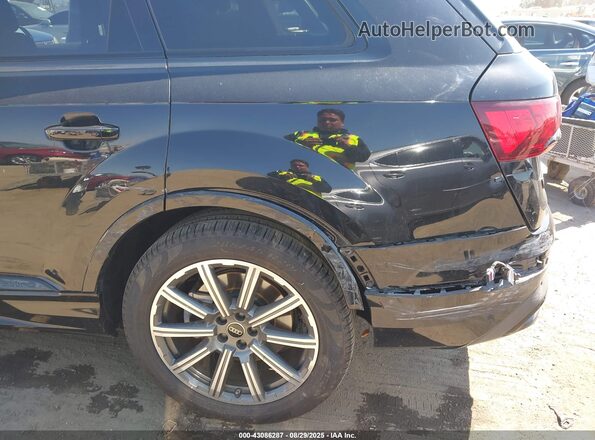 WA1LCBF70PD018984 2023 AUDI Q7 Black Widok z przodu
