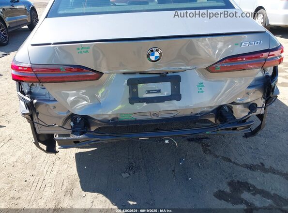 WBA43FJ05RCS89539 2024 BMW 5 SERIES Серый 