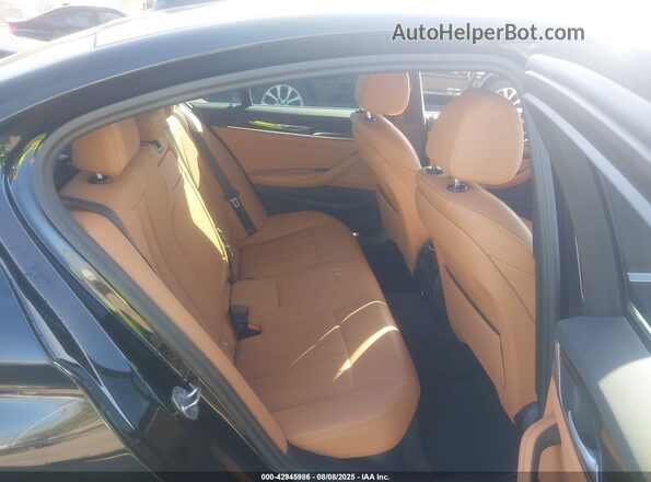 WBA53BJ05PWY09831 2023 BMW 5 SERIES Черный Вид наклейки с VIN-кодом