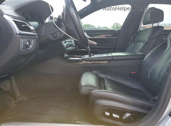 WBA7F2C51JG423577 2018 BMW OTHER Silver Вид салону спереду