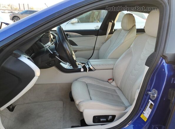 WBAGV2C08PCM85470 2023 BMW OTHER Blue Вид салону спереду