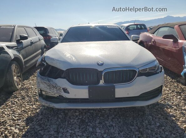 WBAJA9C59JG623149 2018 BMW OTHER White Вид спереду