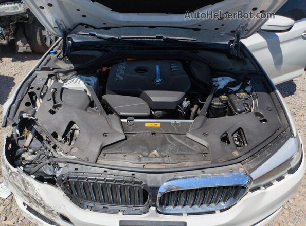 WBAJA9C59JG623149 2018 BMW OTHER White Вид задньої частини салону