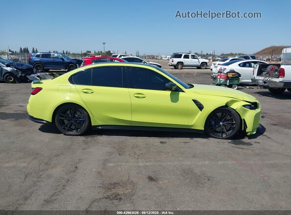 WBS43AY06NFM56715 2022 BMW M3 Green Widok wnętrza z tyłu