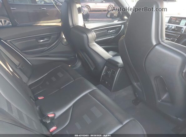WBS8M9C5XJ5L71702 2018 BMW M3 White Vista de la etiqueta del VIN