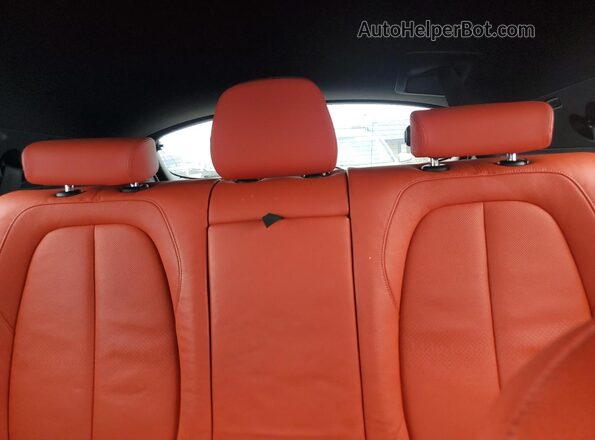 WBXYJ1C04P5V71475 2023 BMW X2 Black Widok tylnych siedzeń