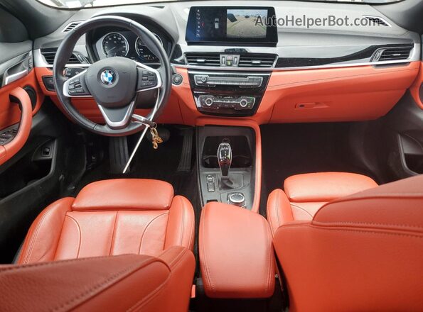 WBXYJ1C04P5V71475 2023 BMW X2 Black Widok deski rozdzielczej