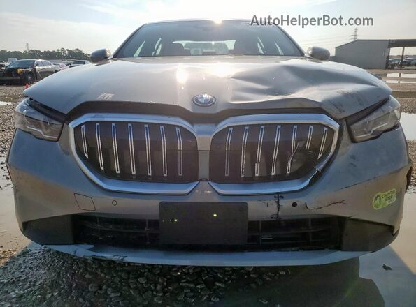 WBY13HG09SCT34897 2025 BMW OTHER Gray Widok z przodu
