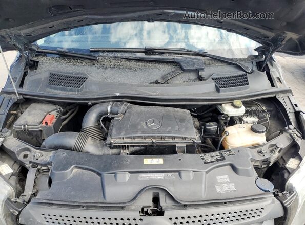 WDAPG2EE6H3334038 2017 MERCEDES-BENZ METRIS Black Вид підкапотного простору