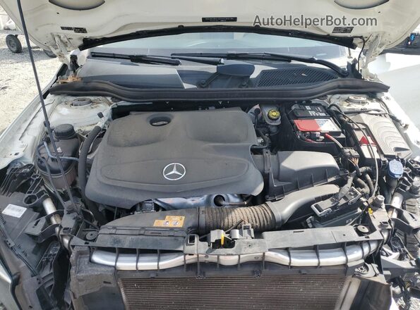 WDCTG4EB5HJ349892 2017 MERCEDES-BENZ GLA White უკანა სალონის ხედი