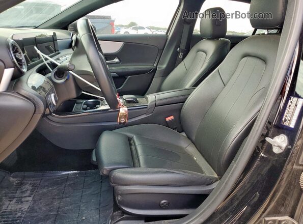 WDD3G4EB5KW035939 2019 MERCEDES-BENZ A Black Vista interior delantera